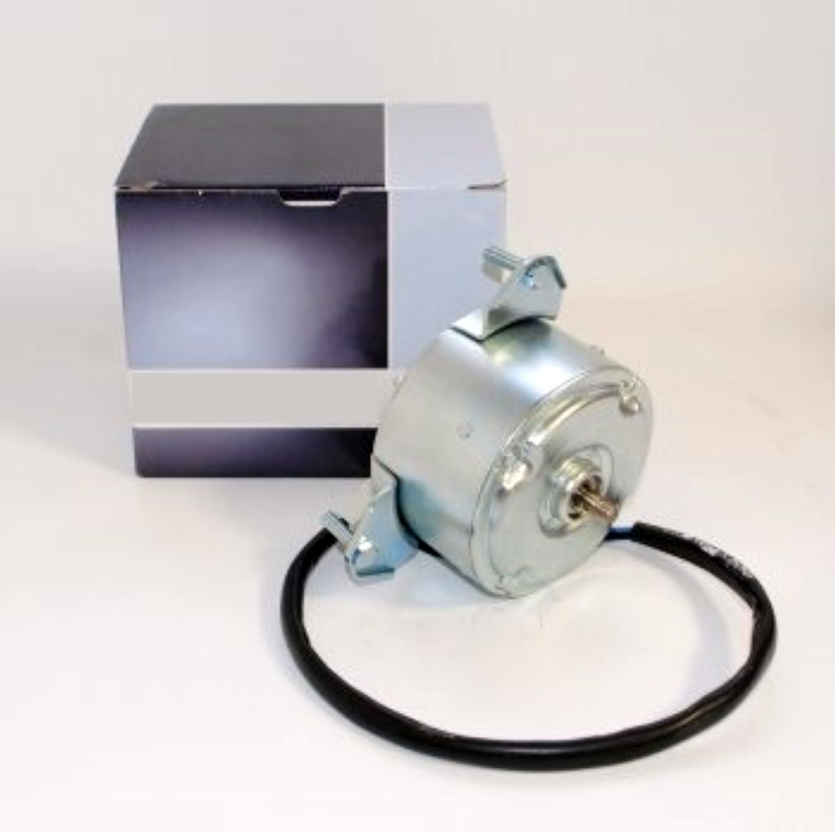 Электродвигатель отопителя ЗИЛ 5301,4331 118К-3730024 МЭ-272Б (12В) в сб.